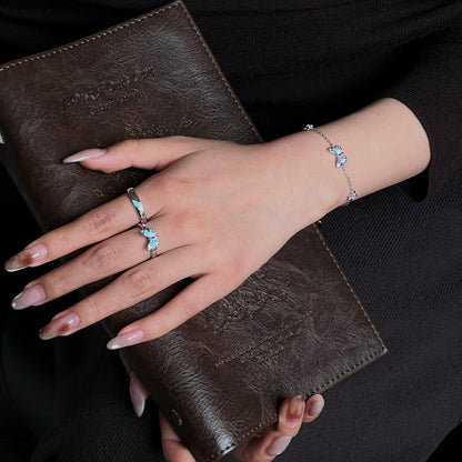 Luminous Night – Självlysande Fjärilssmycke